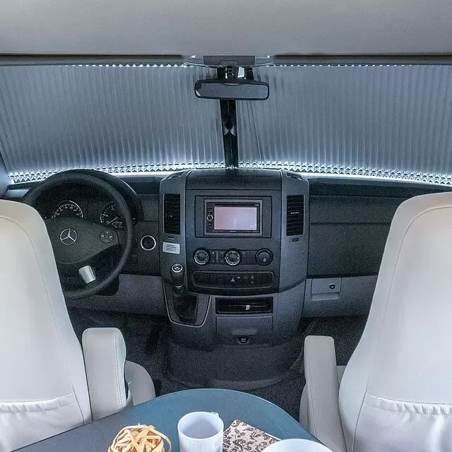 REMIfront III Frontscheiben Verdunkelung für Mercedes Sprinter ab 2013 – 2017 _Sonderpaket_ Farbe grau – Bild 4