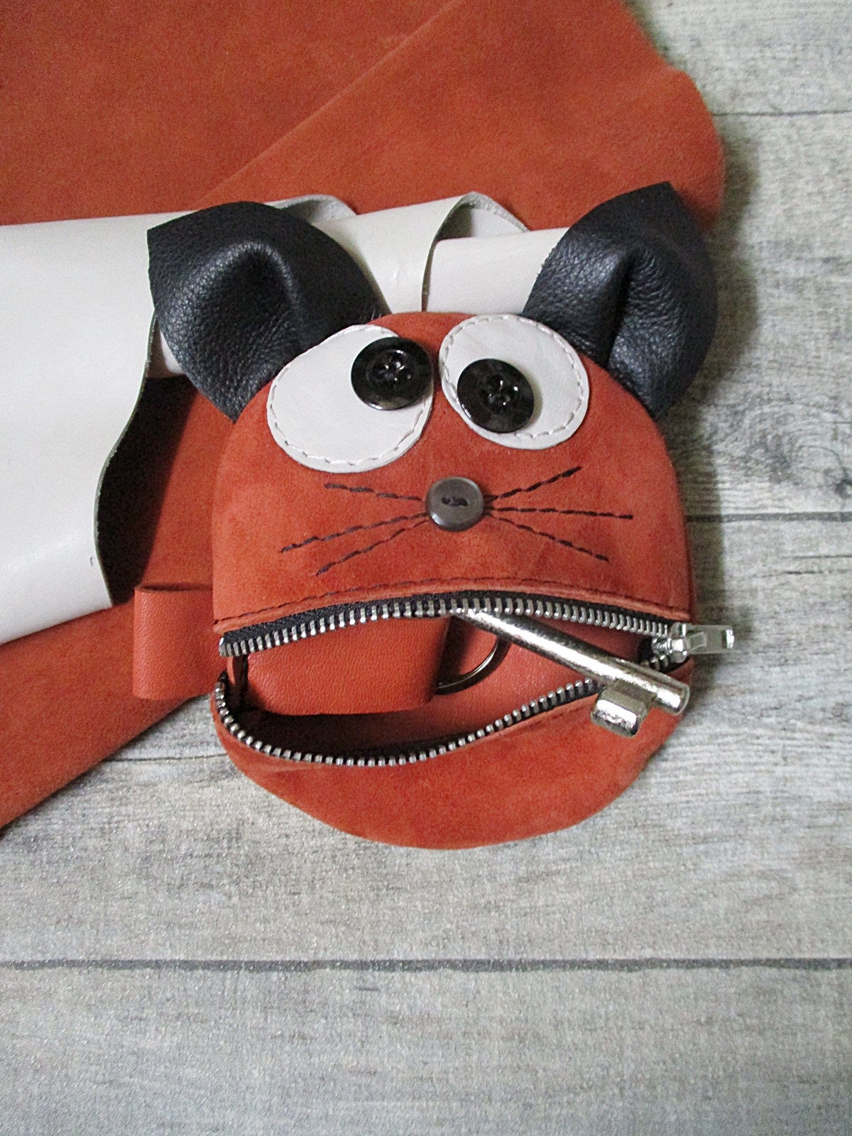 Schlüsseltasche „Katze“ (rot) – Bild 8