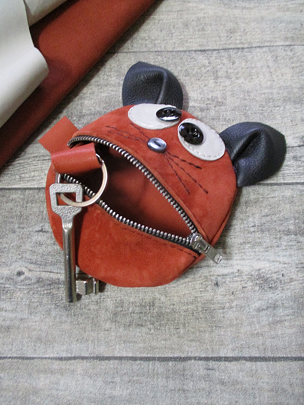 Schlüsseltasche „Katze“ (rot) – Bild 9
