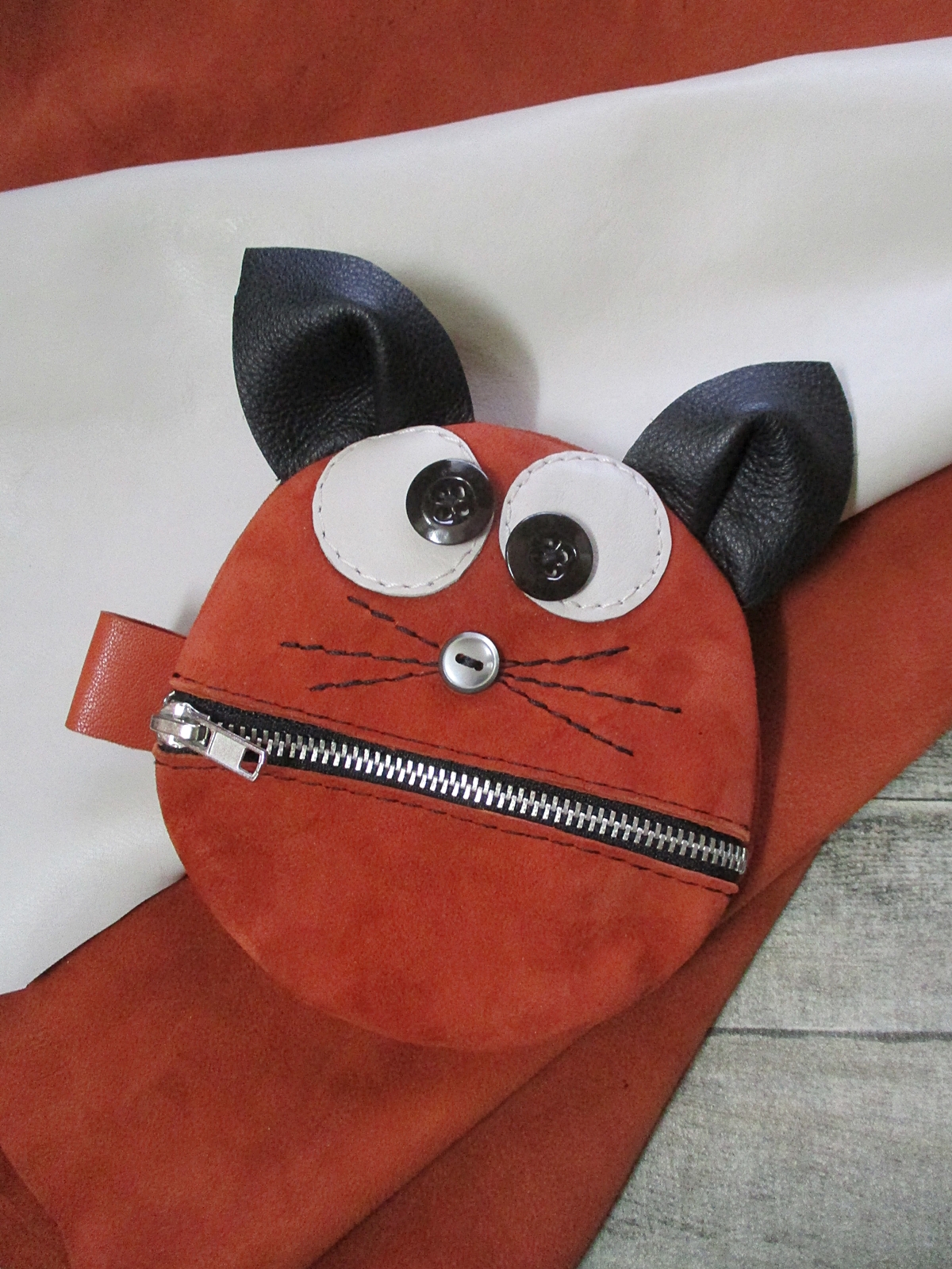 Schlüsseltasche „Katze“ (rot) – Bild 3