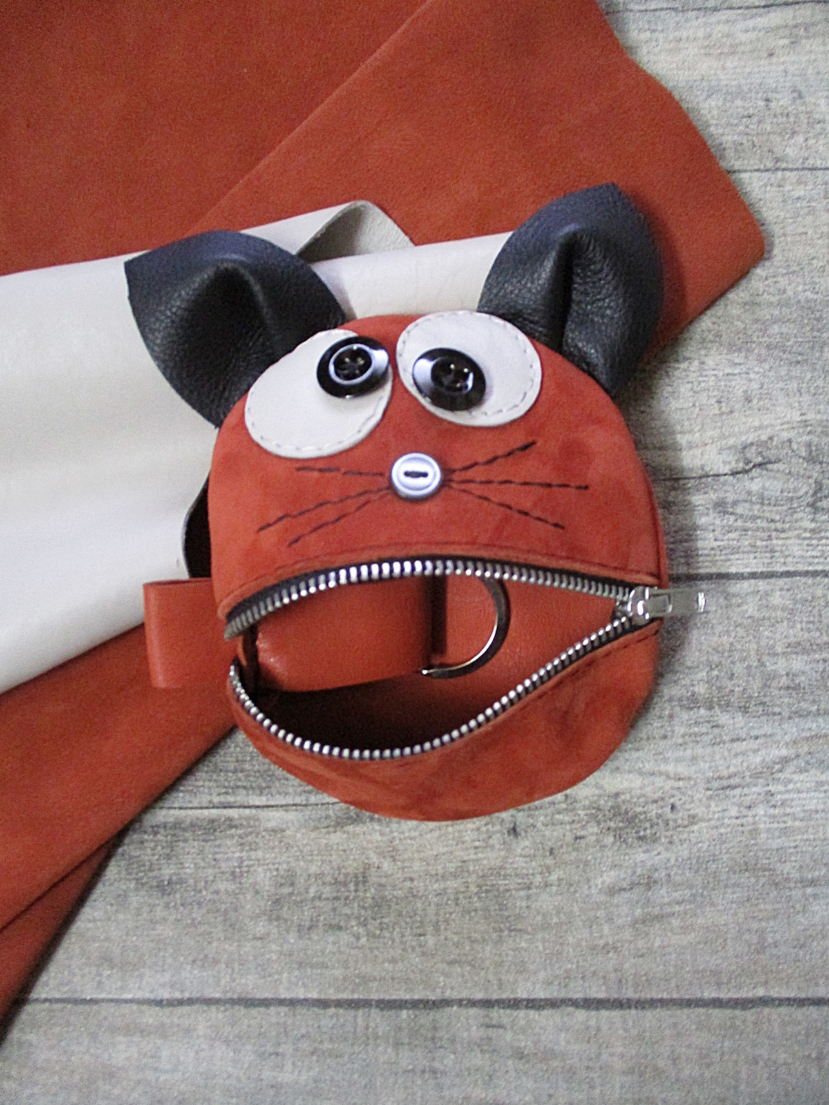 Schlüsseltasche „Katze“ (rot) – Bild 5