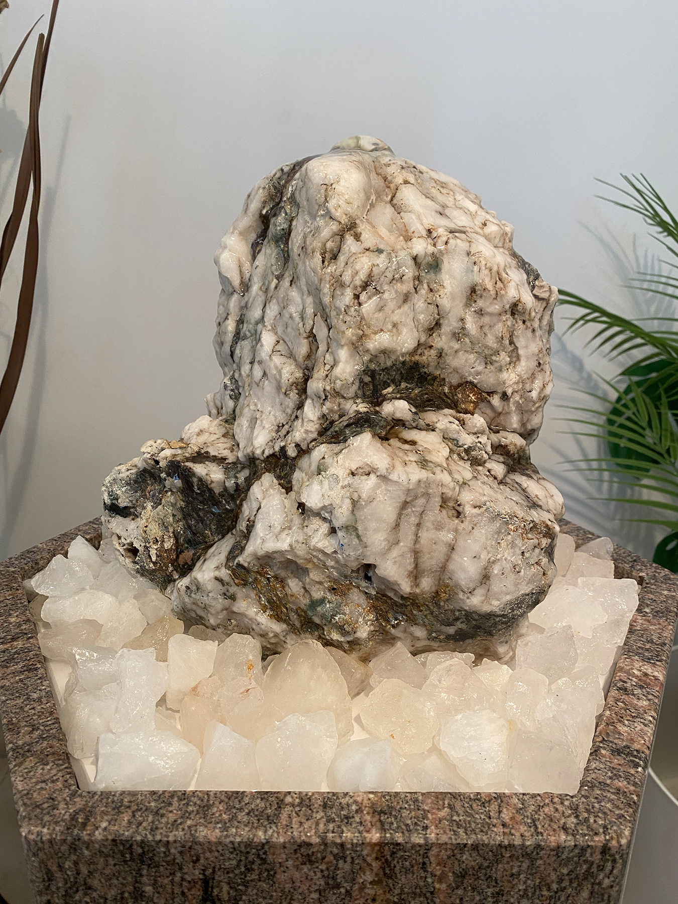 Brunnen Alpenquarz 80cm
