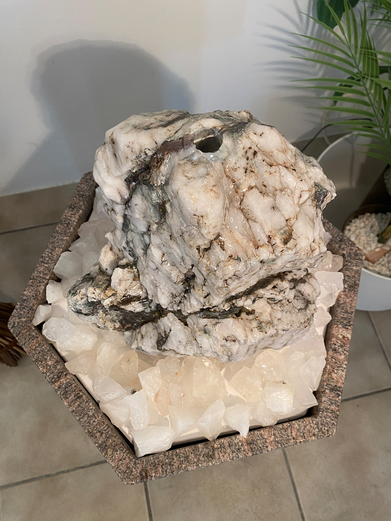 Brunnen Alpenquarz 80cm – Bild 6