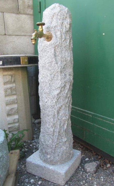 Granit Trinkwasserstein 100-110cm