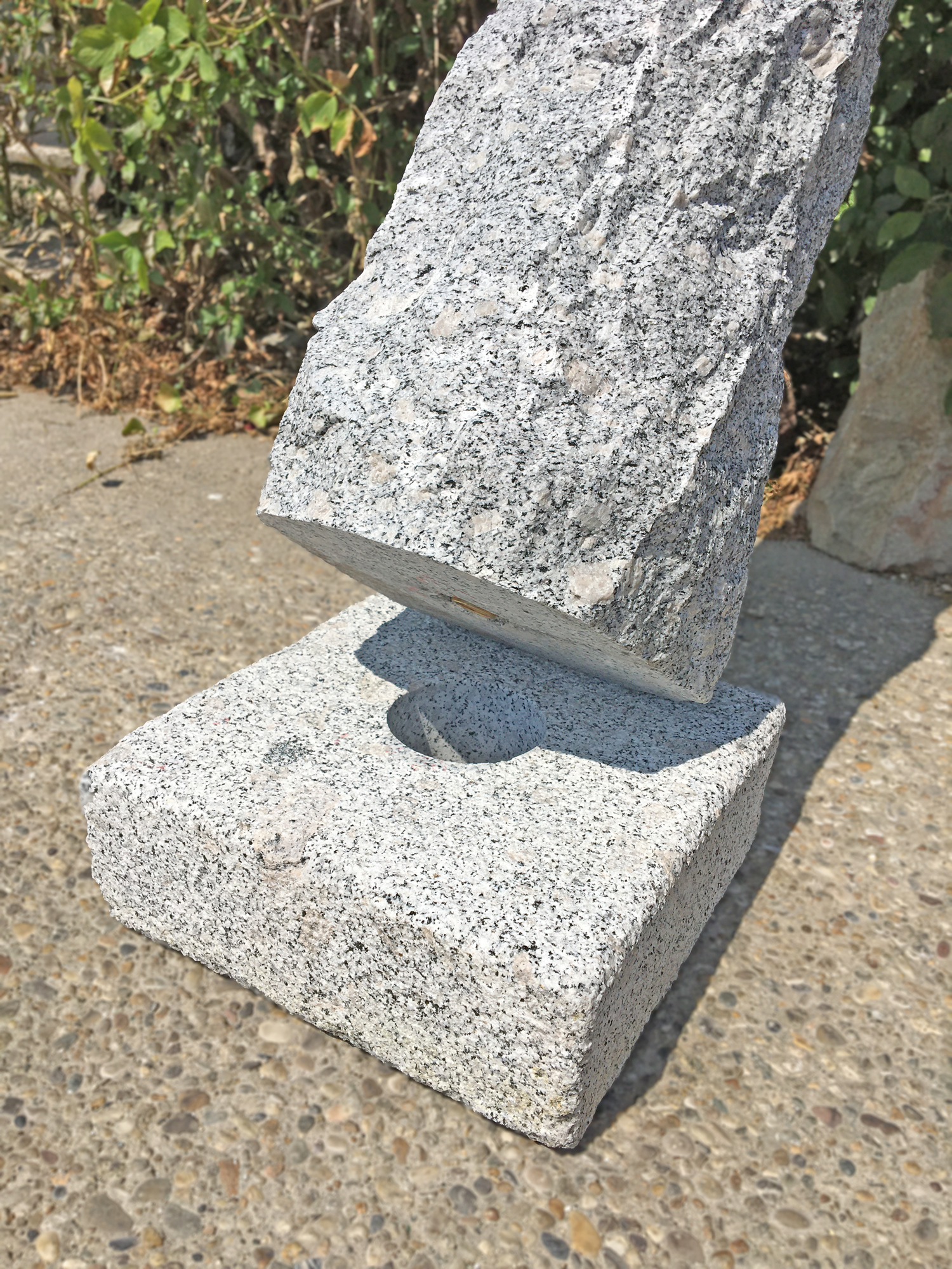 Granit Trinkwasserstein 100-110cm – Bild 5
