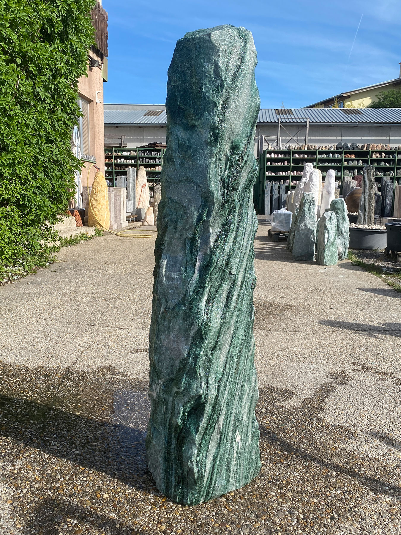 Quellstein Lofoten Grün LG2418 131cm – Bild 3
