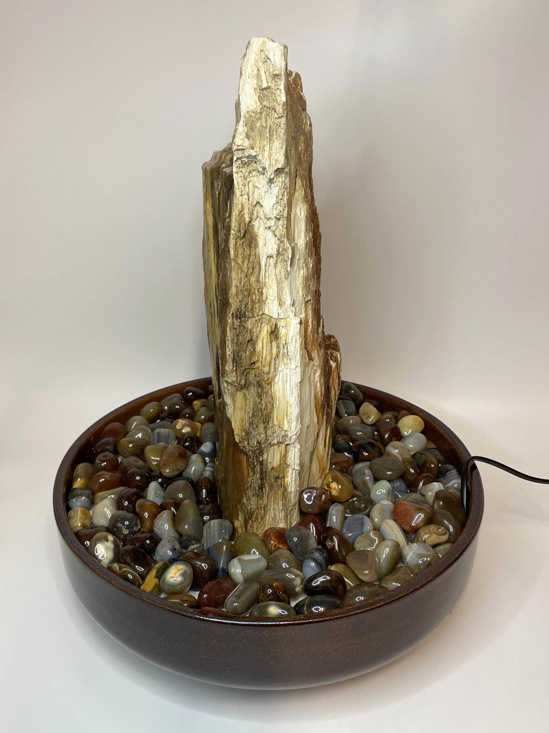 Brunnen Versteinertes Holz Grande 50cm – Bild 4