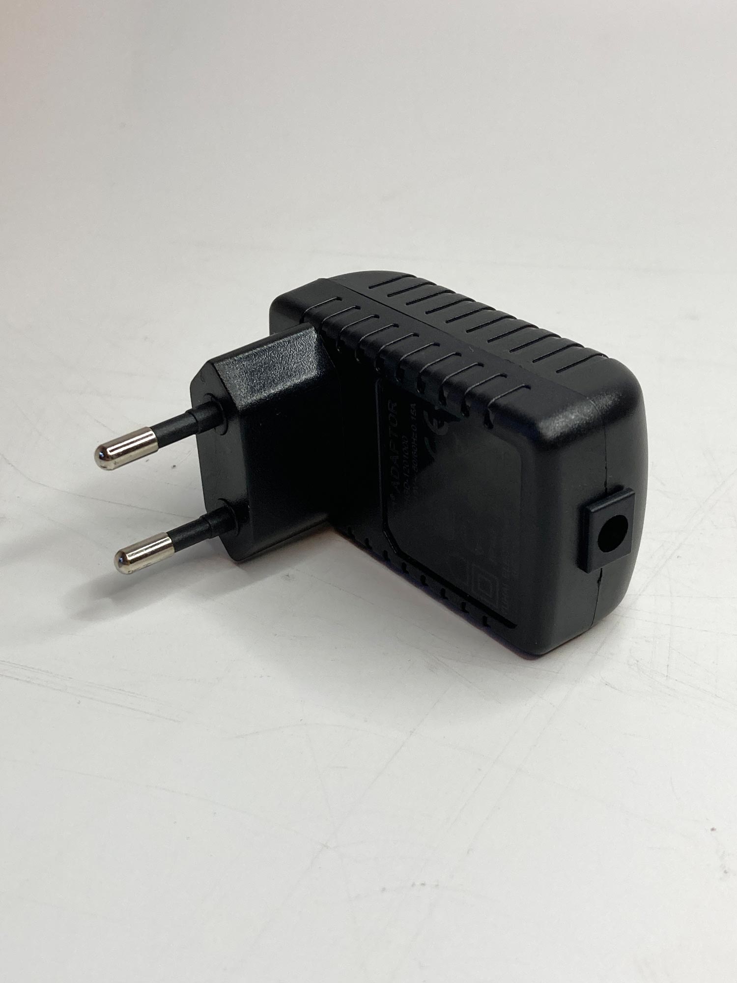 Ersatztrafo 12V 10W mit Buchse für Rundstecker