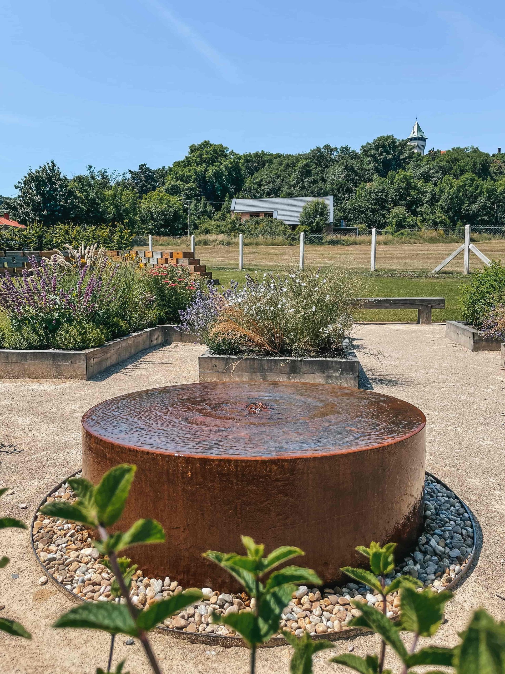 Gartenbrunnen Tiasa aus Cortenstahl Ø50cm